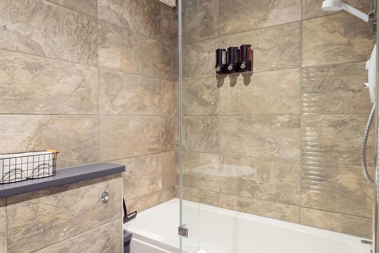 Modern 2-Bed Apartment Sleeps 5 Free Parking Southampton